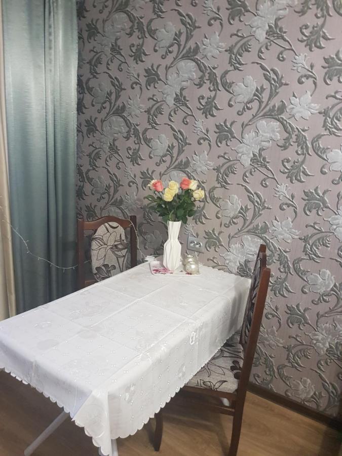 2Х Комнатная С Ремонтом В Центре.Renovated, Center Lägenhet Khmelʼnytsʼkyy Exteriör bild