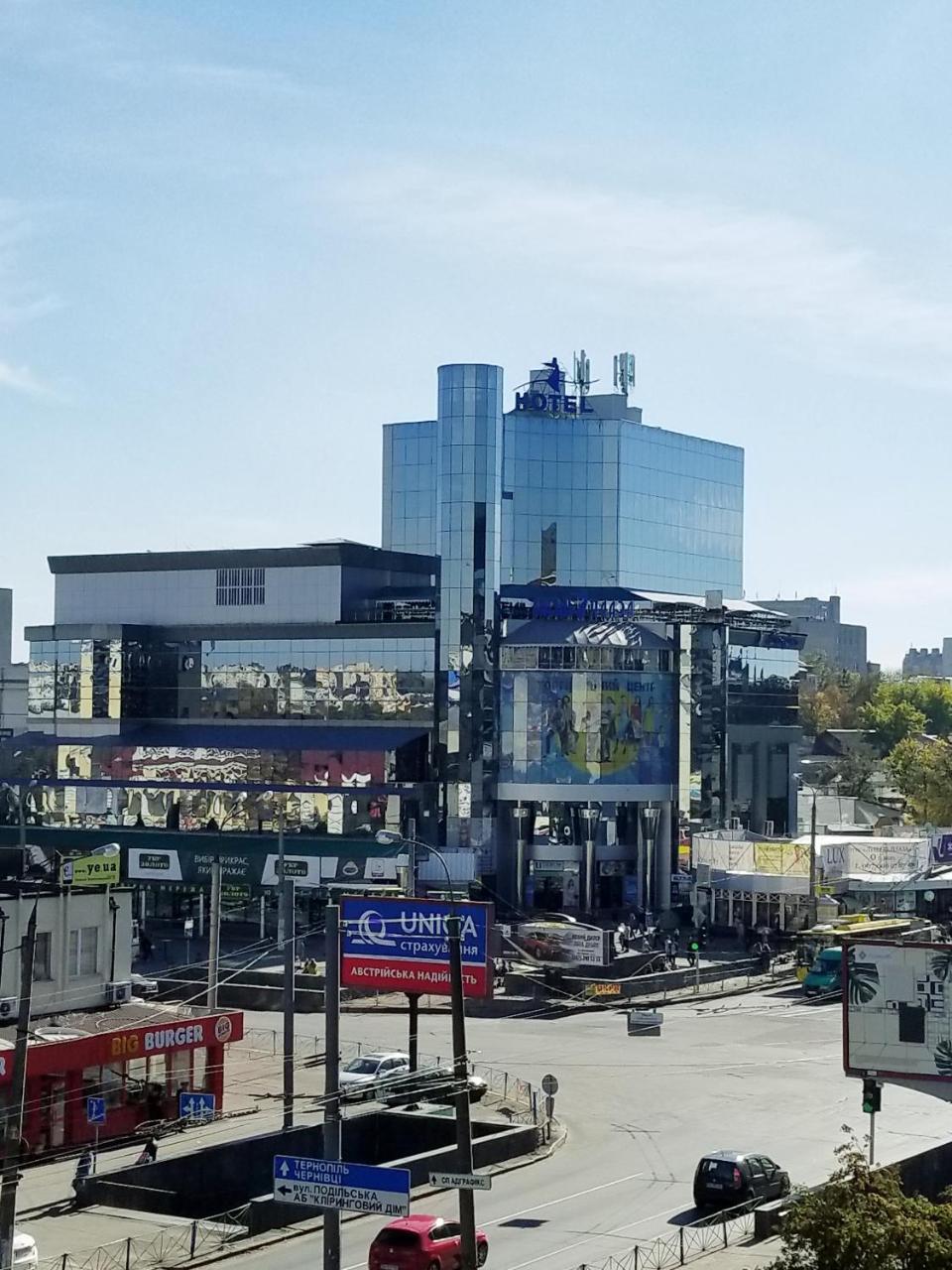 2Х Комнатная С Ремонтом В Центре.Renovated, Center Lägenhet Khmelʼnytsʼkyy Exteriör bild